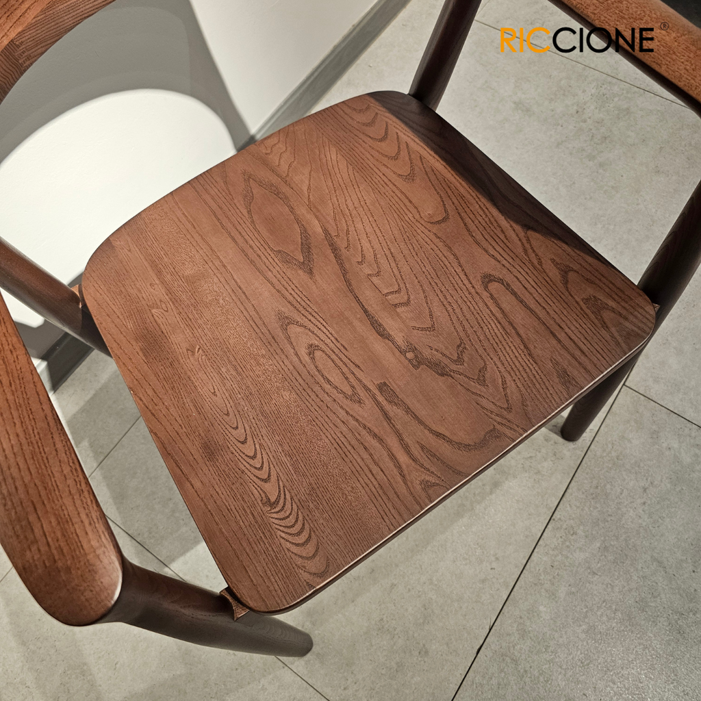 ARKED CHAIR
