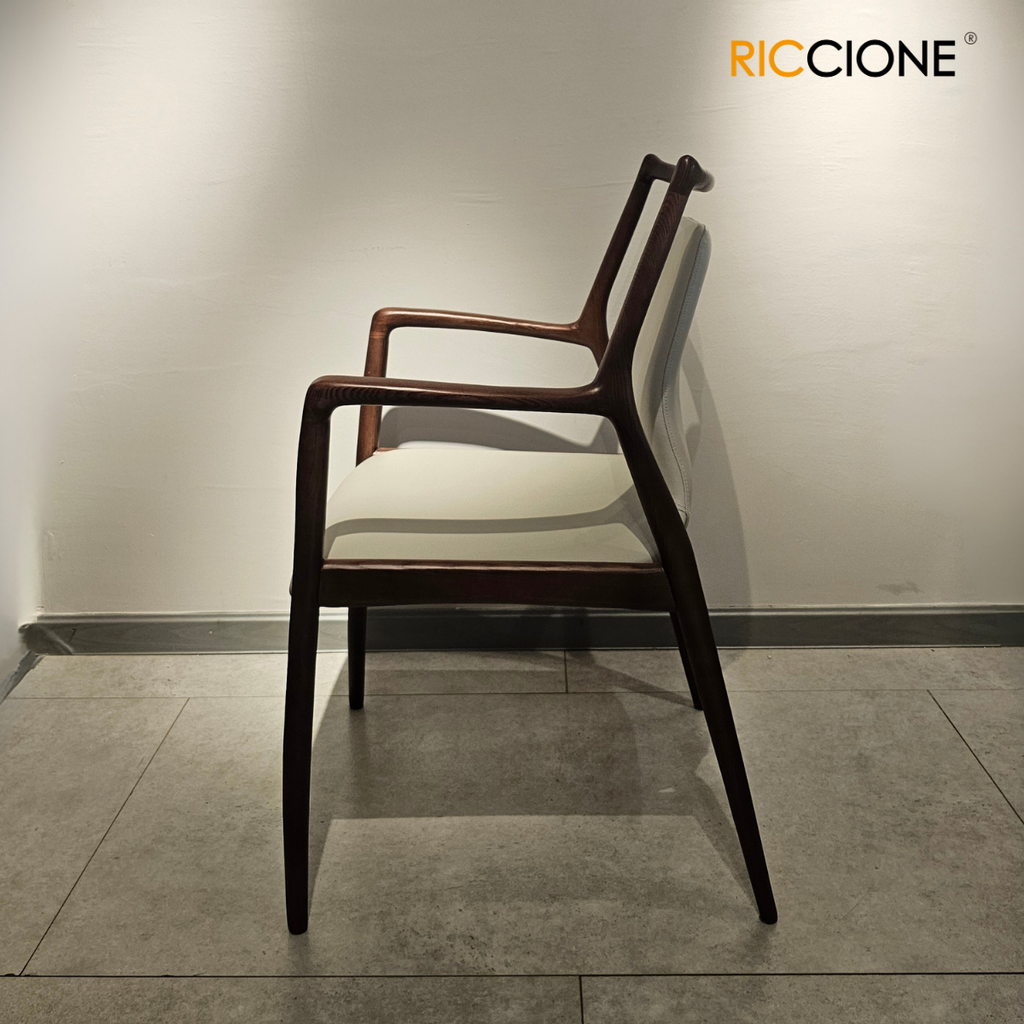 ARKED CHAIR