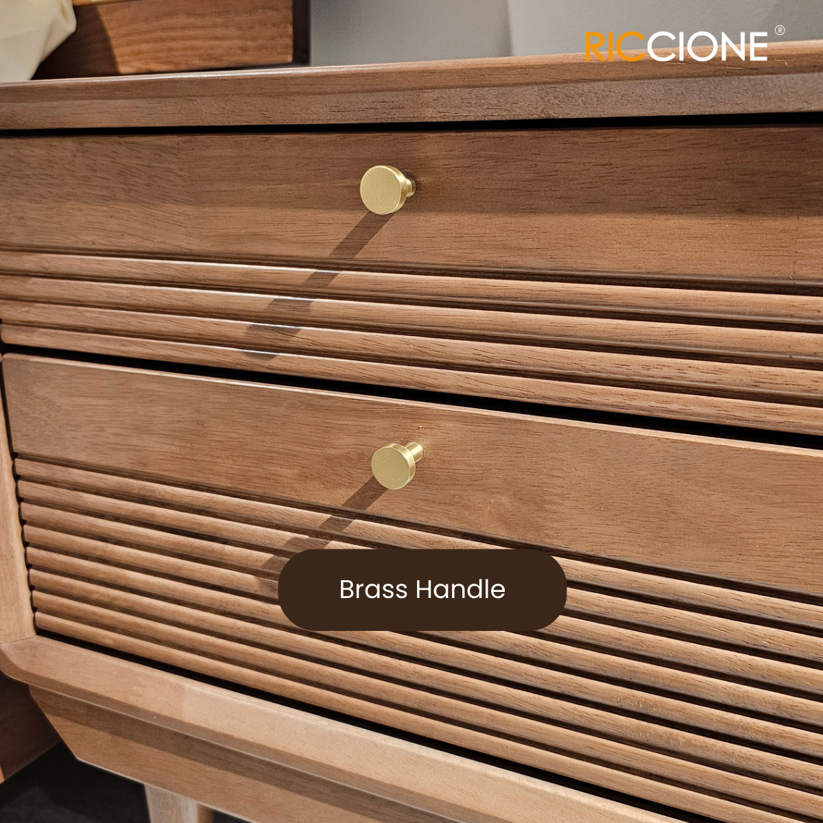GASING NIGHTSTAND