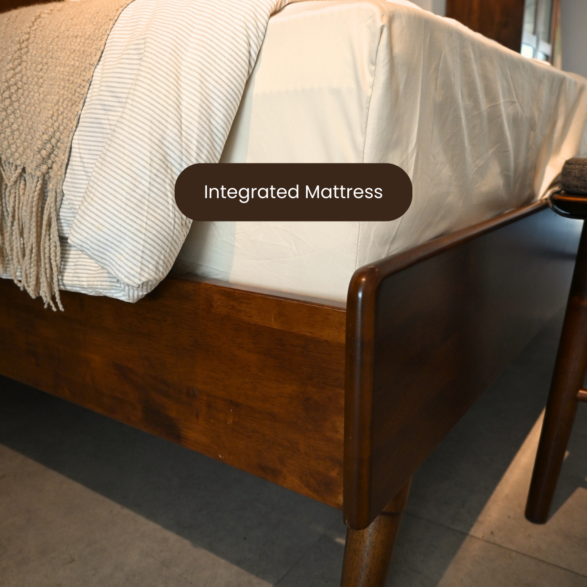 NORDIC  BED FRAME FJ 1826 / FJ 1526