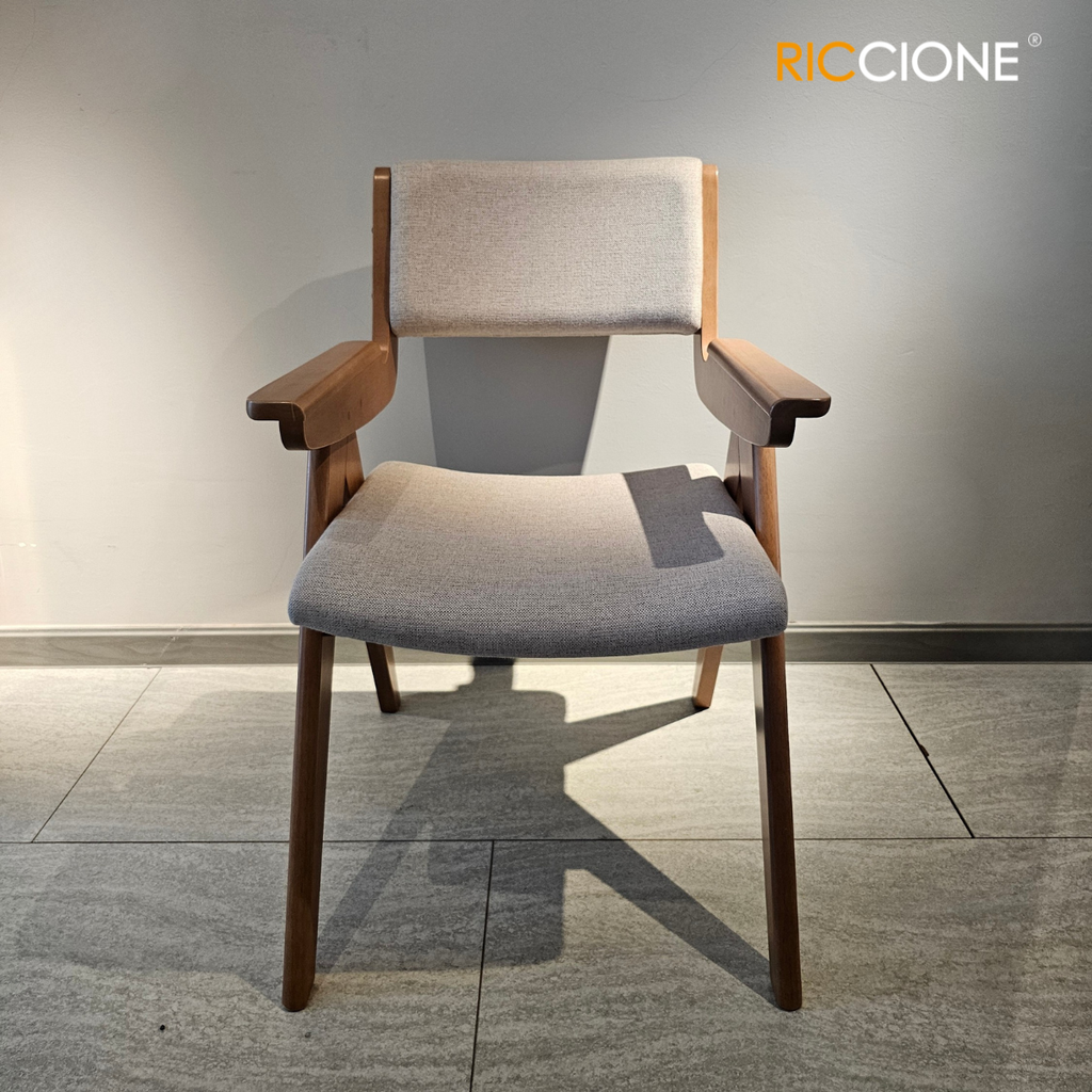 GASING CHAIR