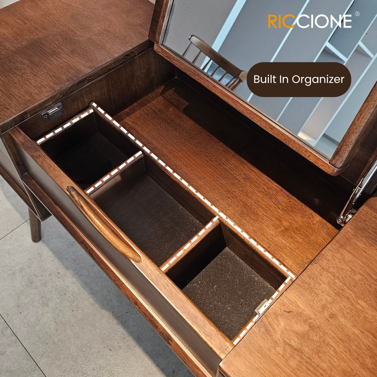 NORDIC DRESSING TABLE