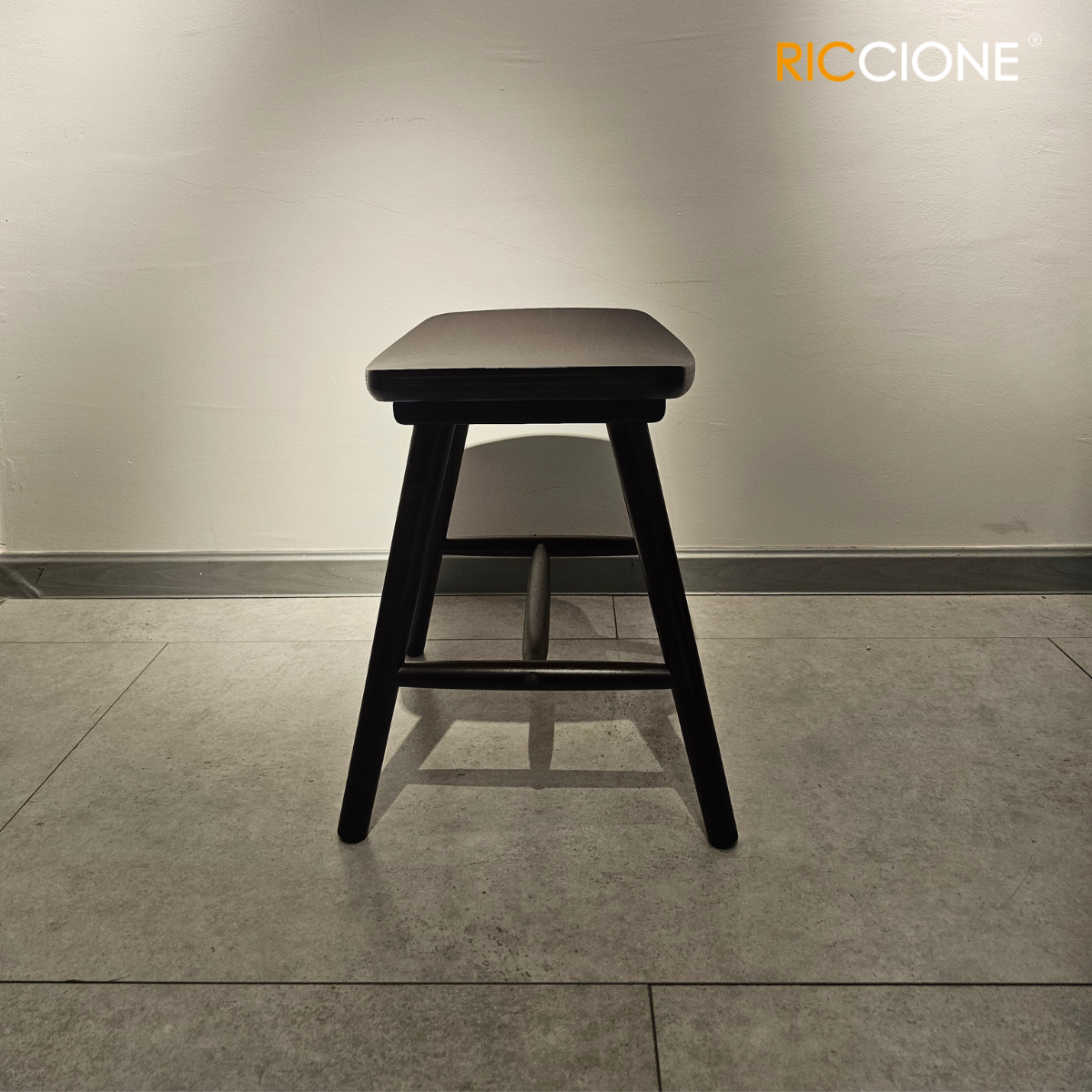 GASING STOOL