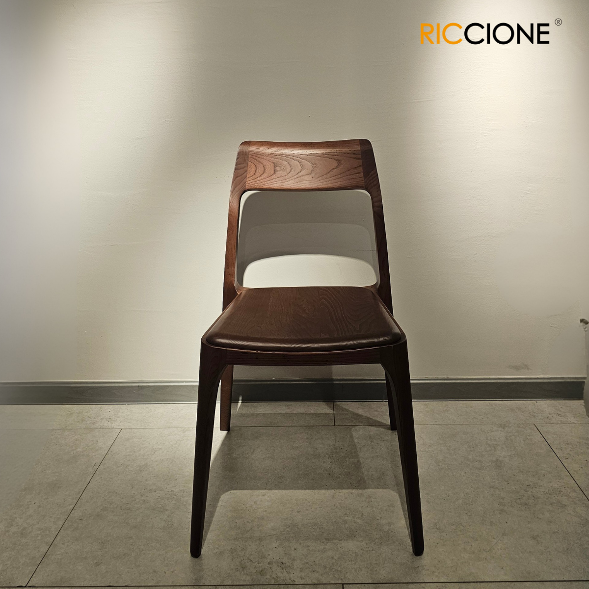ARKED CHAIR