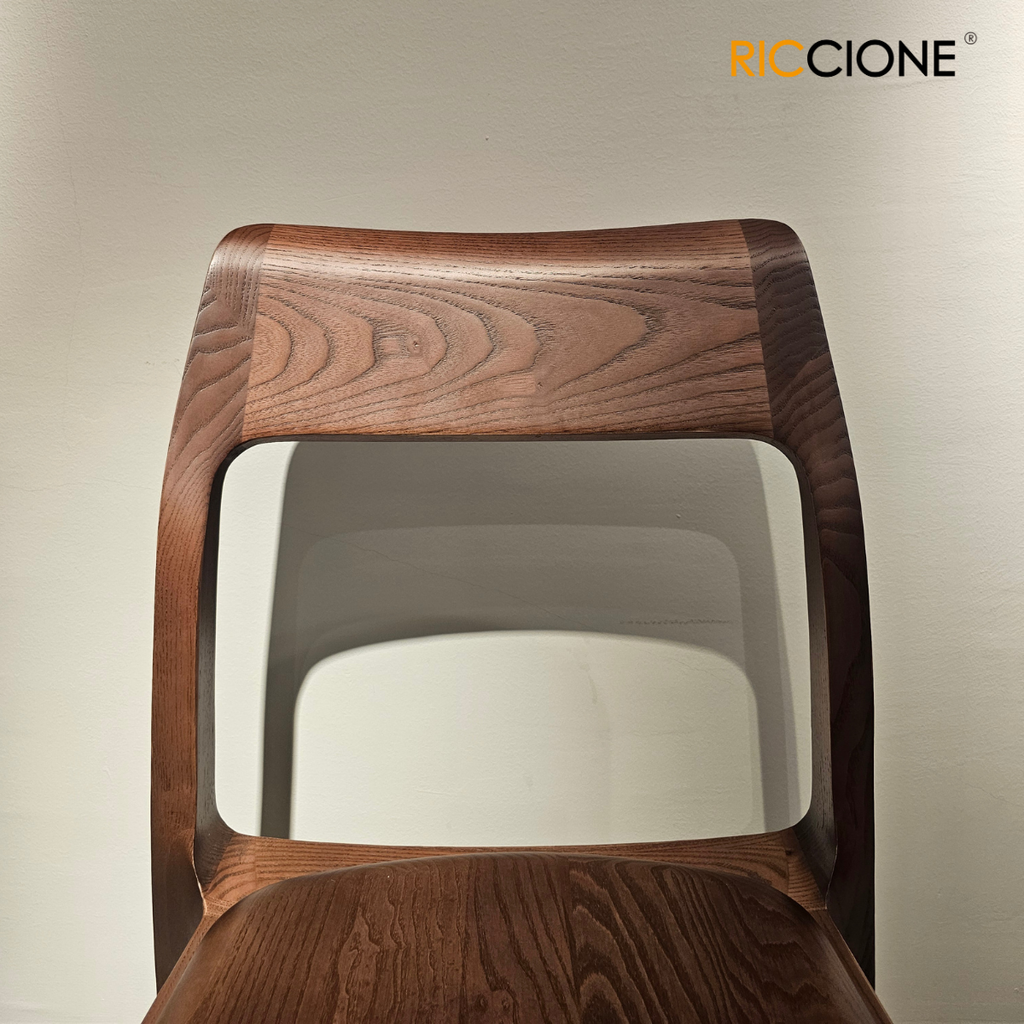 ARKED CHAIR