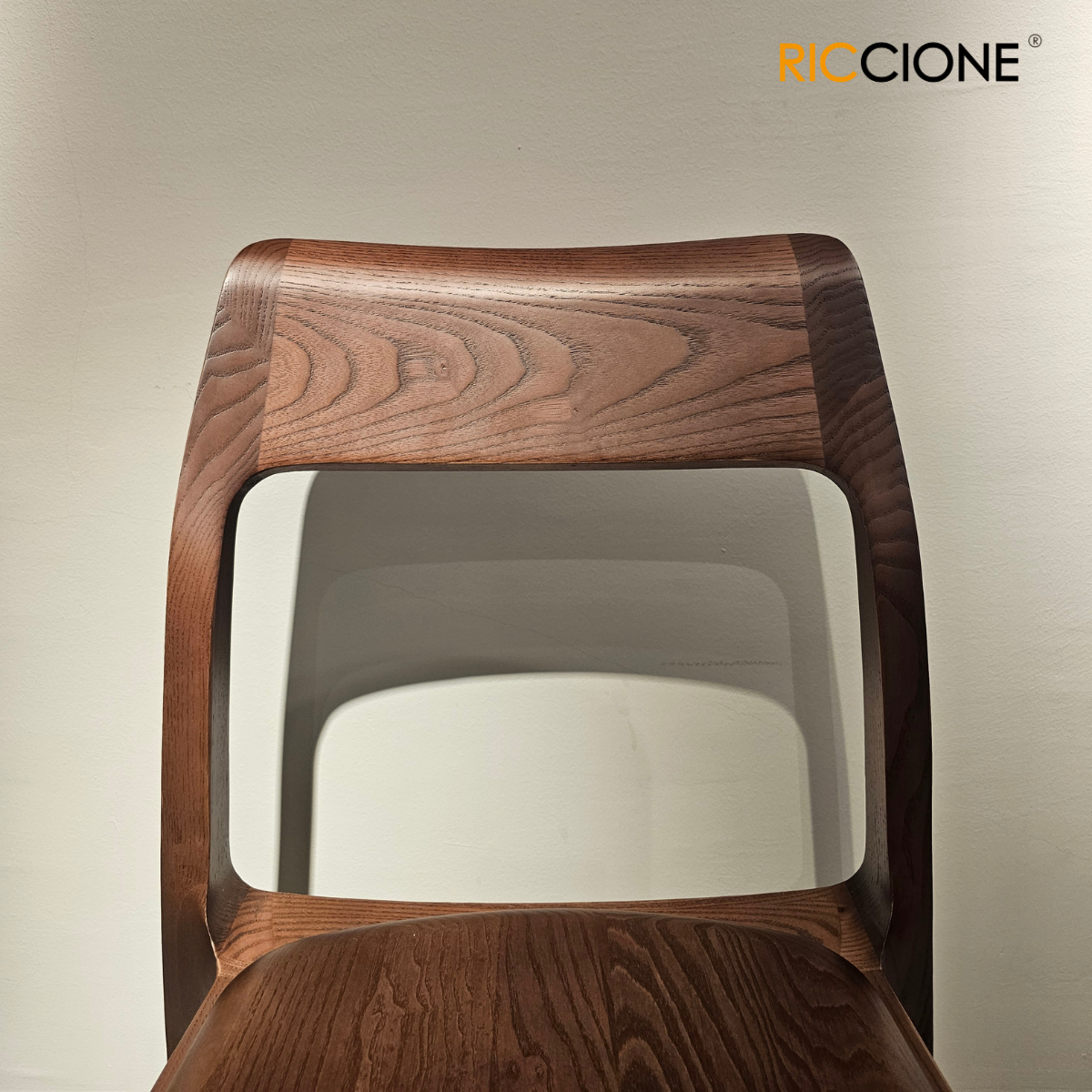 ARKED CHAIR