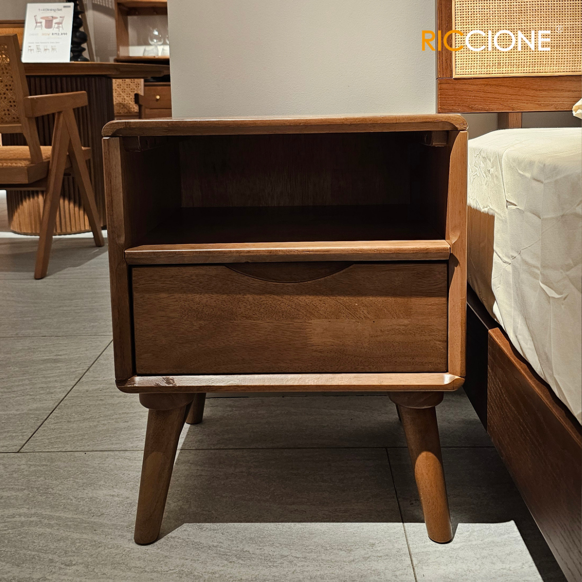 WABI SABI NIGHTSTAND