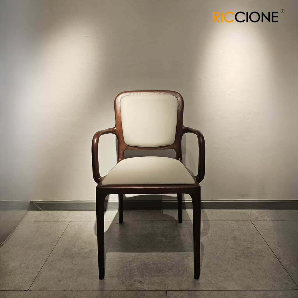 ARKED CHAIR