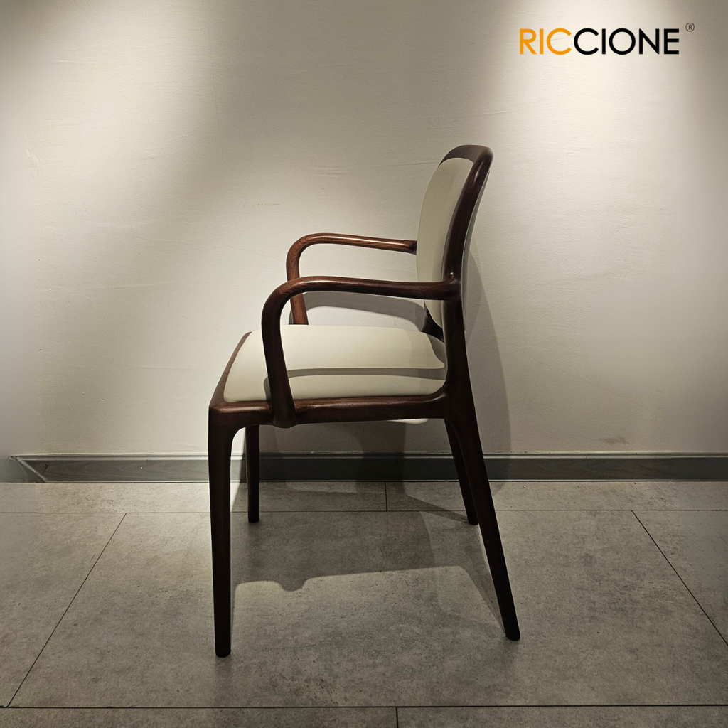 ARKED CHAIR