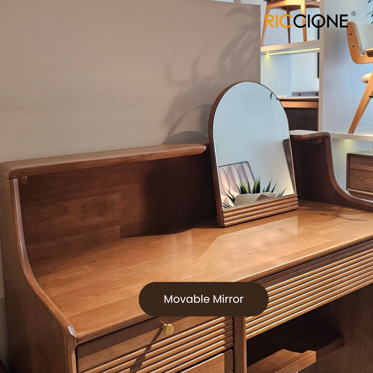 GASING DRESSING TABLE