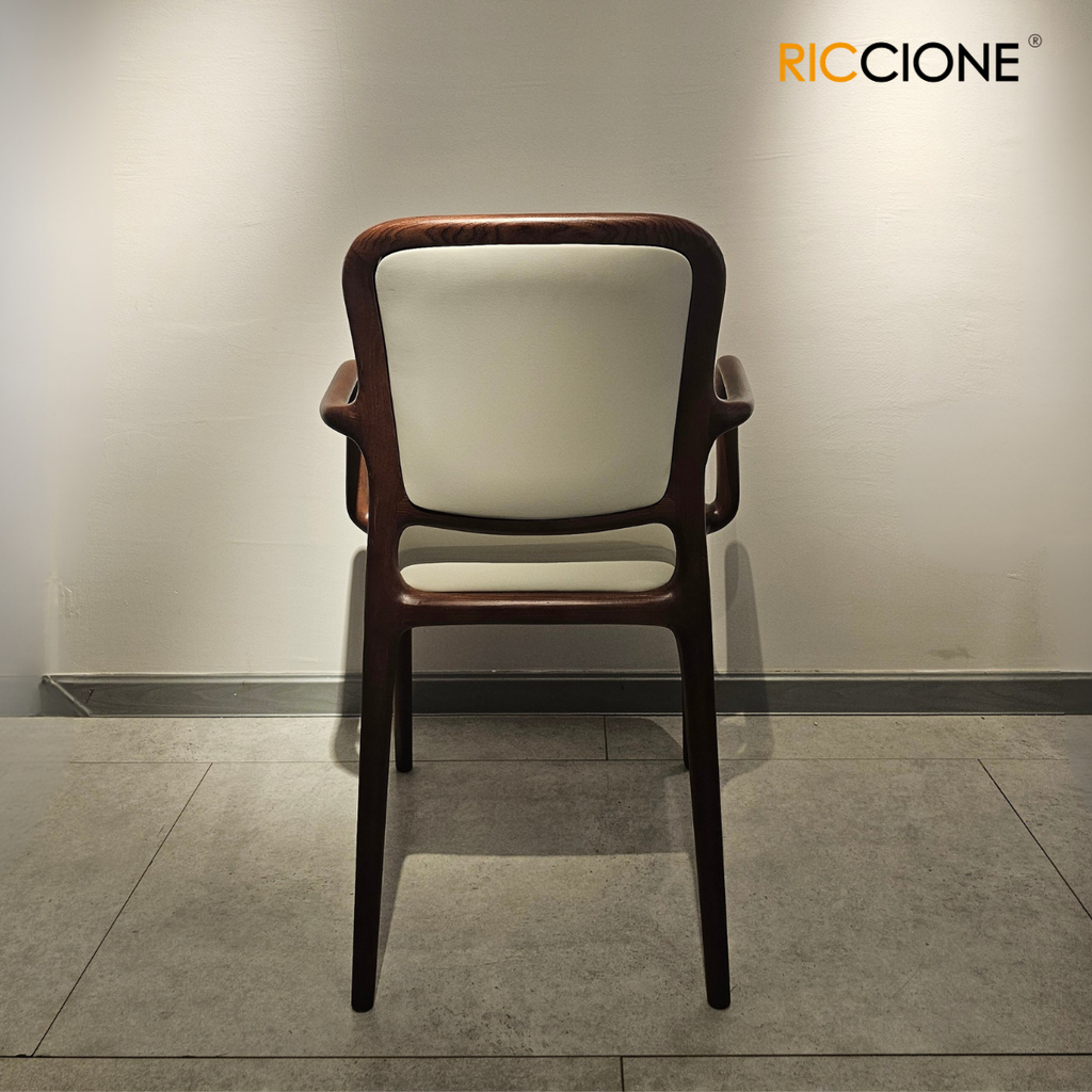 ARKED CHAIR