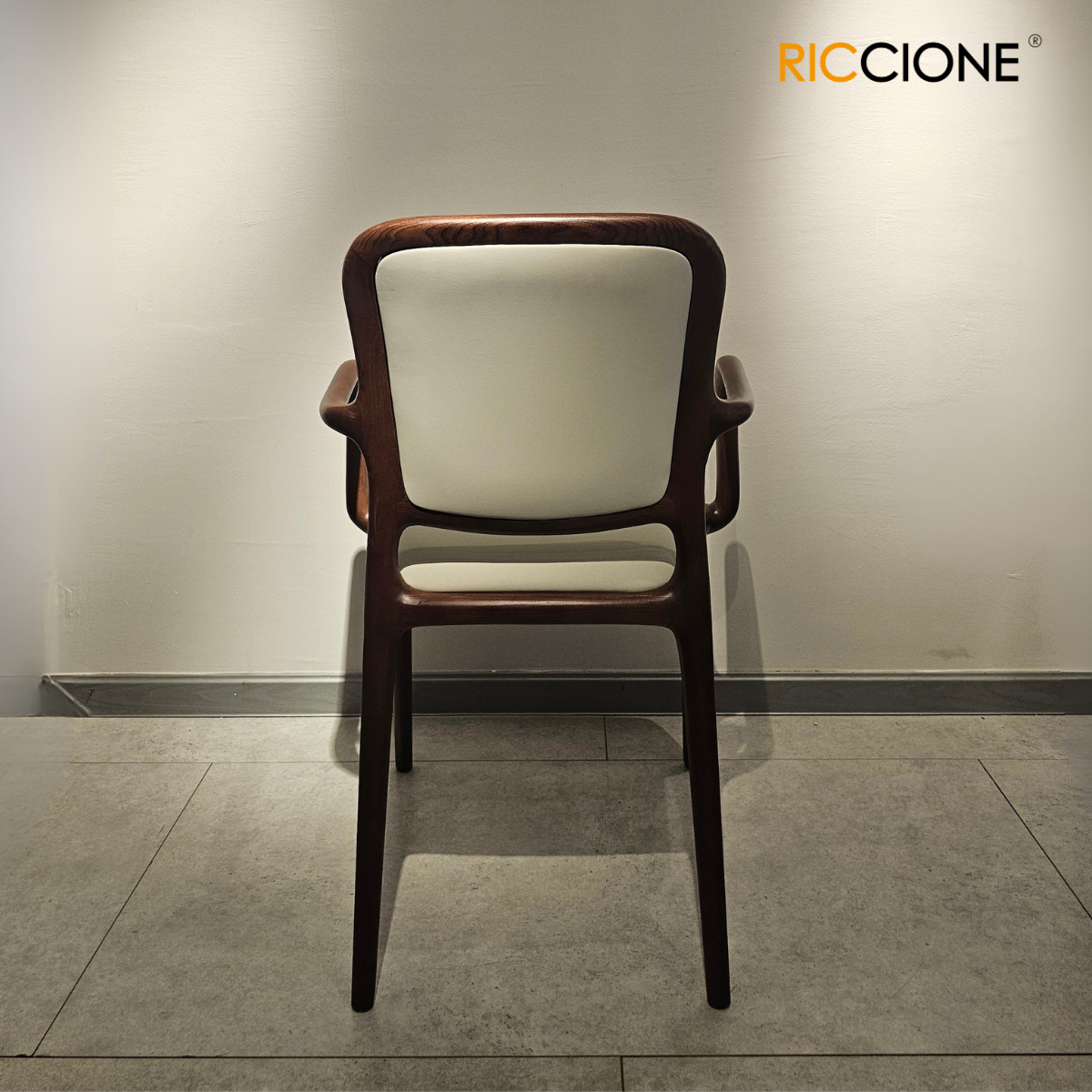ARKED CHAIR