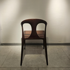 ARKED CHAIR